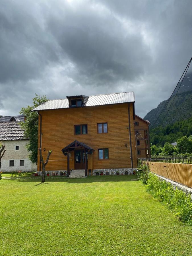 Guesthouse Mehmeti Valbone Eksteriør bilde