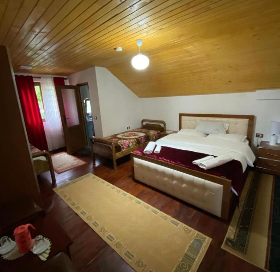 Guesthouse Mehmeti Valbone Eksteriør bilde