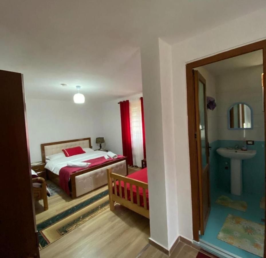 Guesthouse Mehmeti Valbone Eksteriør bilde